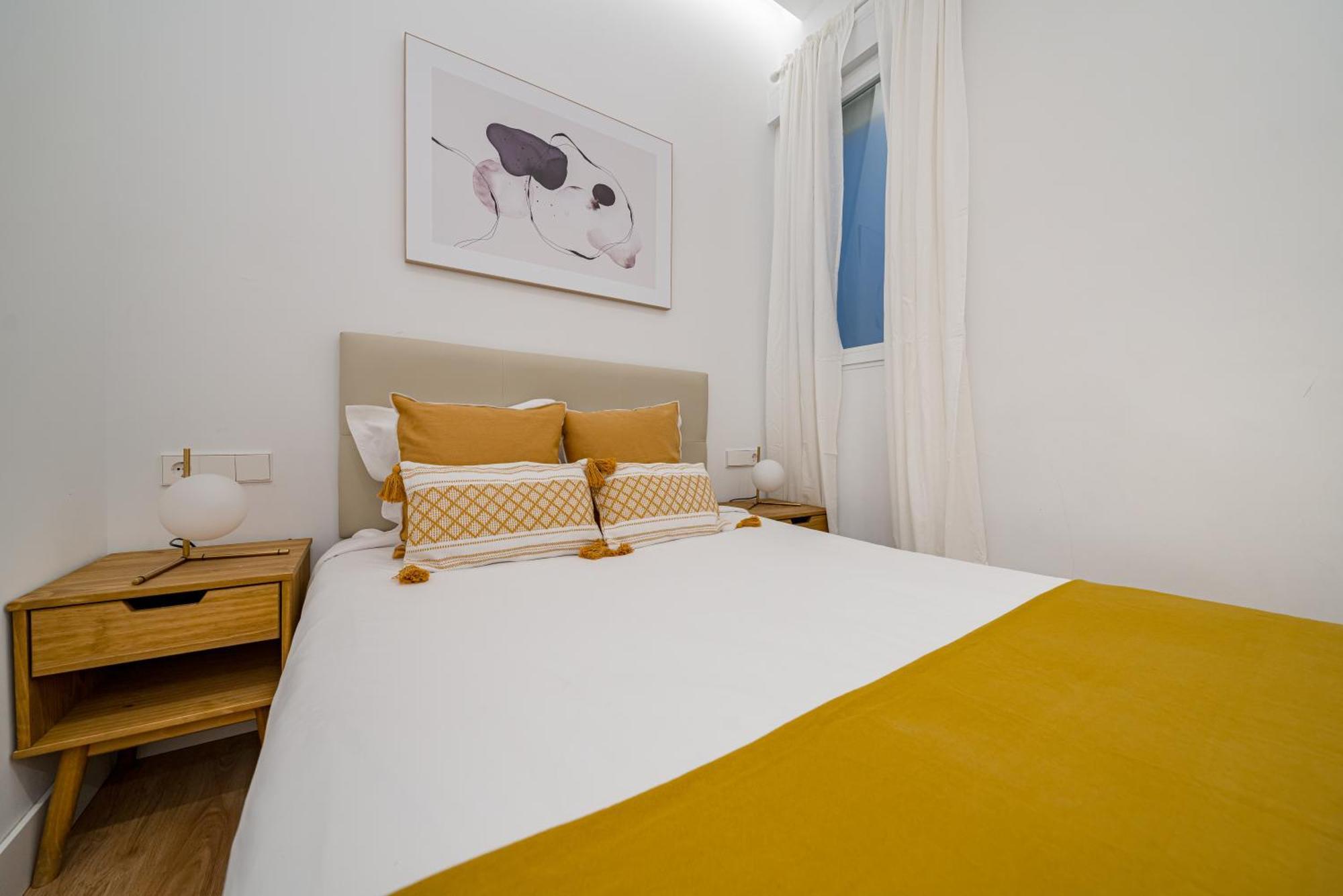 Apartment Goya Iii Calle Hermosilla 3br 2bh *